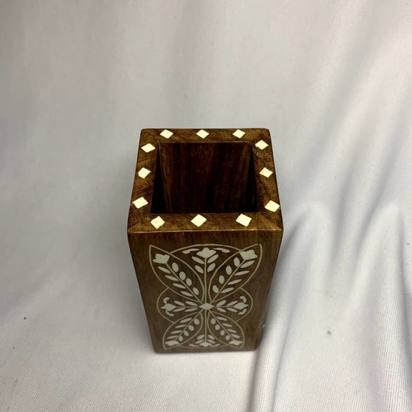 Bone Inlay, Wooden Pen Holder, Made in India, Lovely, 2.5 x 5 Inches - Picture 2 of 2